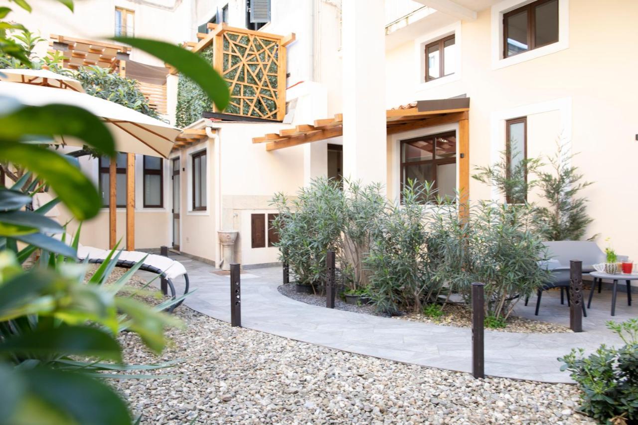Etna Hills Hotel Catania Bagian luar foto